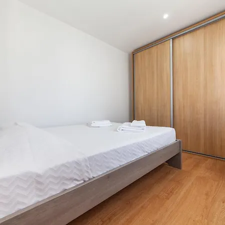 B59 - Ameijeira Terrace Flat Apartment