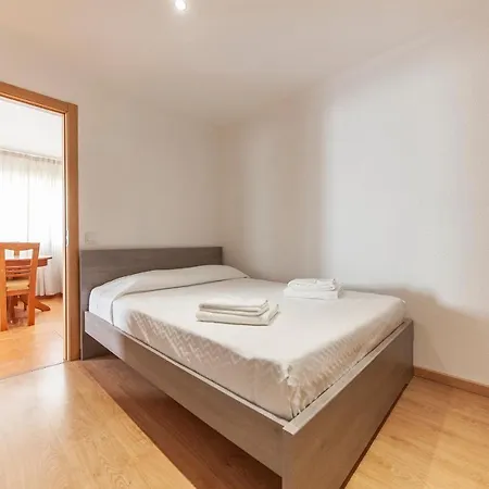 B59 - Ameijeira Terrace Flat Apartment Lagos